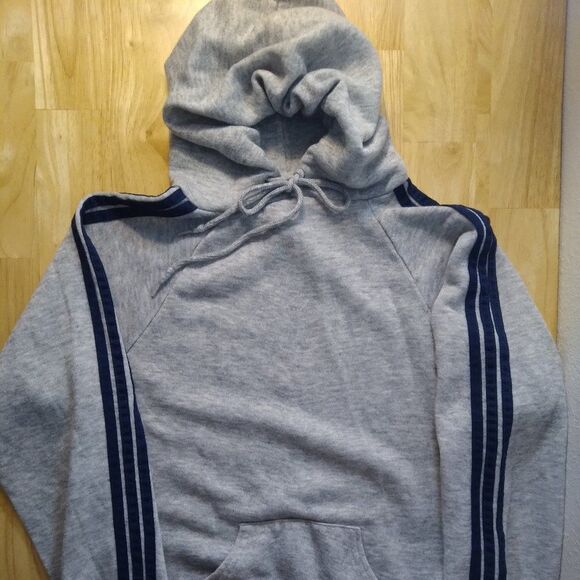 vintage Tops - Vintage Bassett Walker Three Stripe Hoodie Sweatshirt